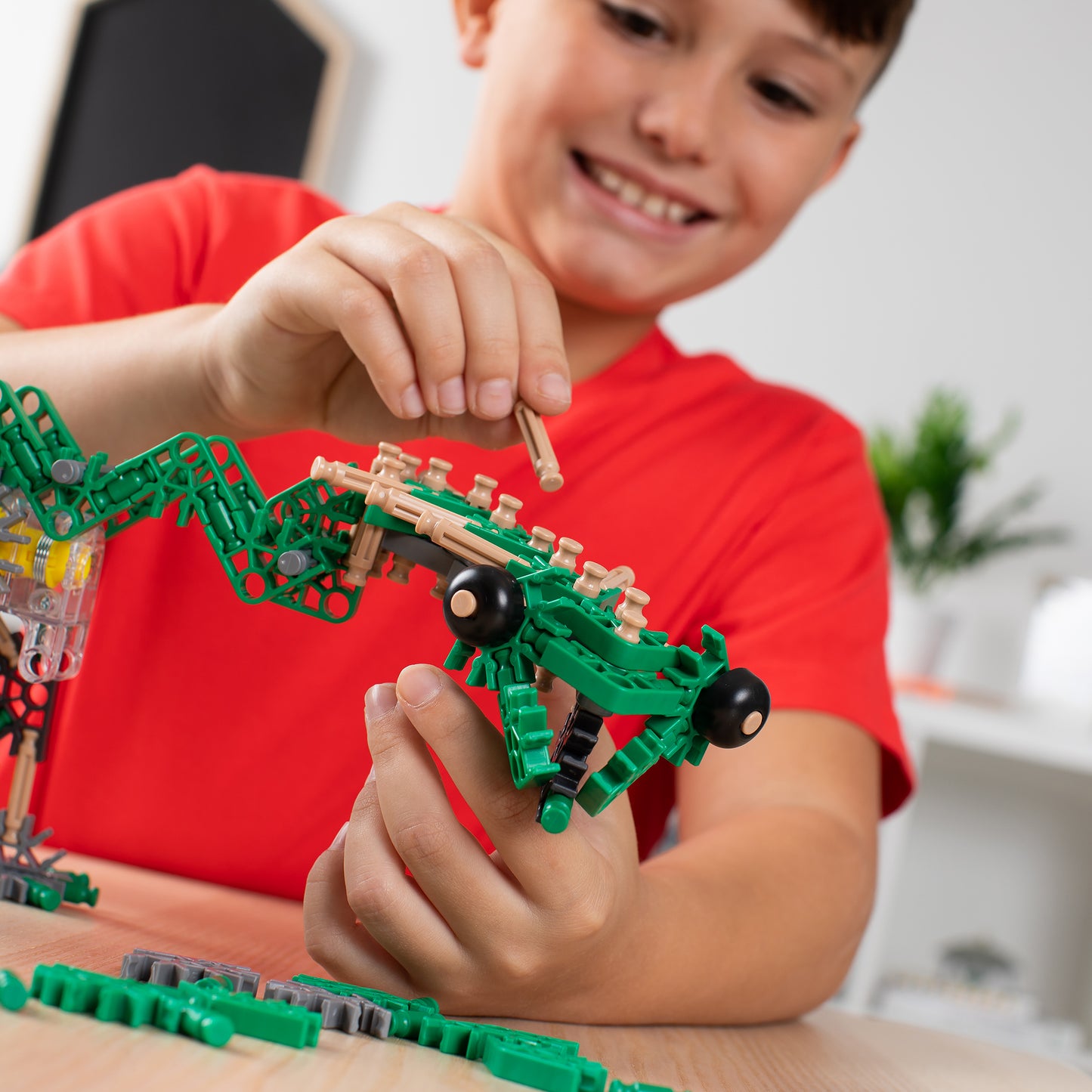 K’NEX Knexosaurus Building Set 200+ Piece