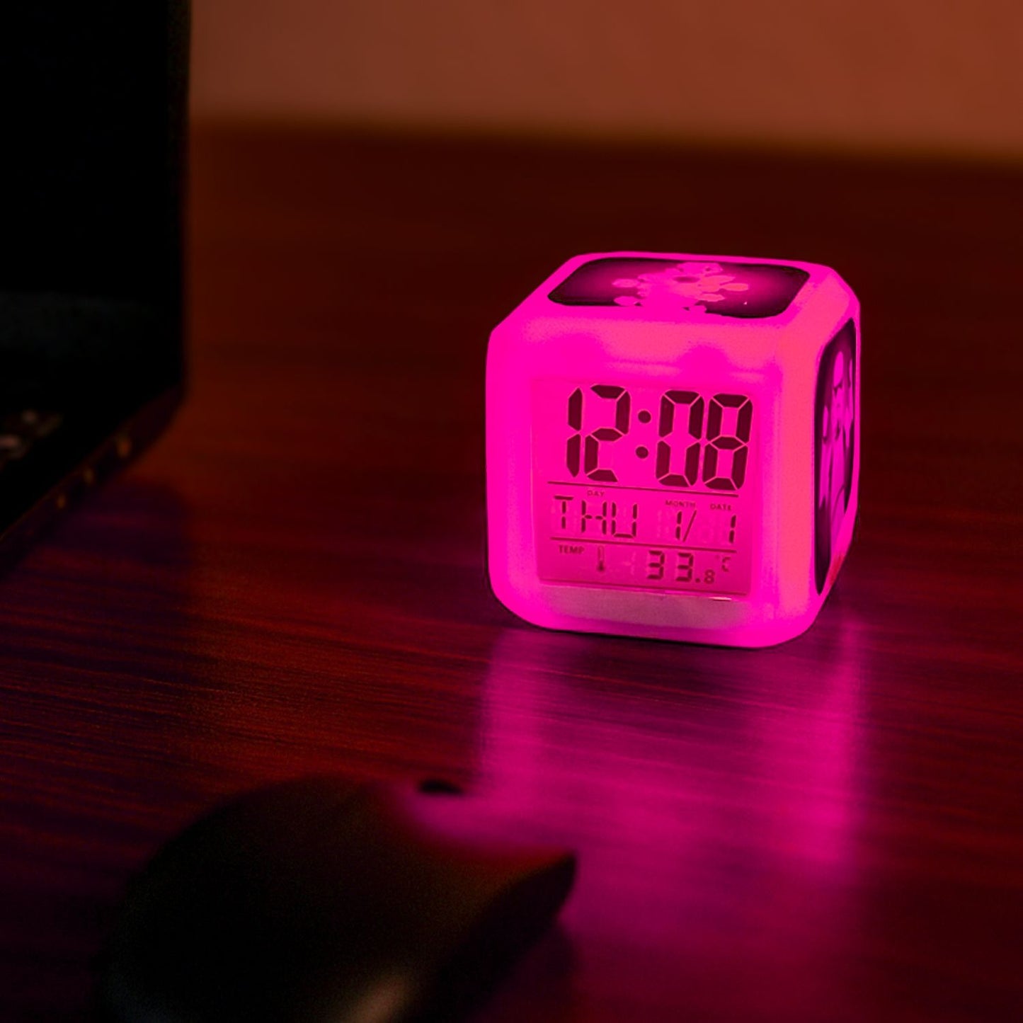 Original Stormtrooper: Storm Trooper LED Design - Star Wars Digital Alarm Clock