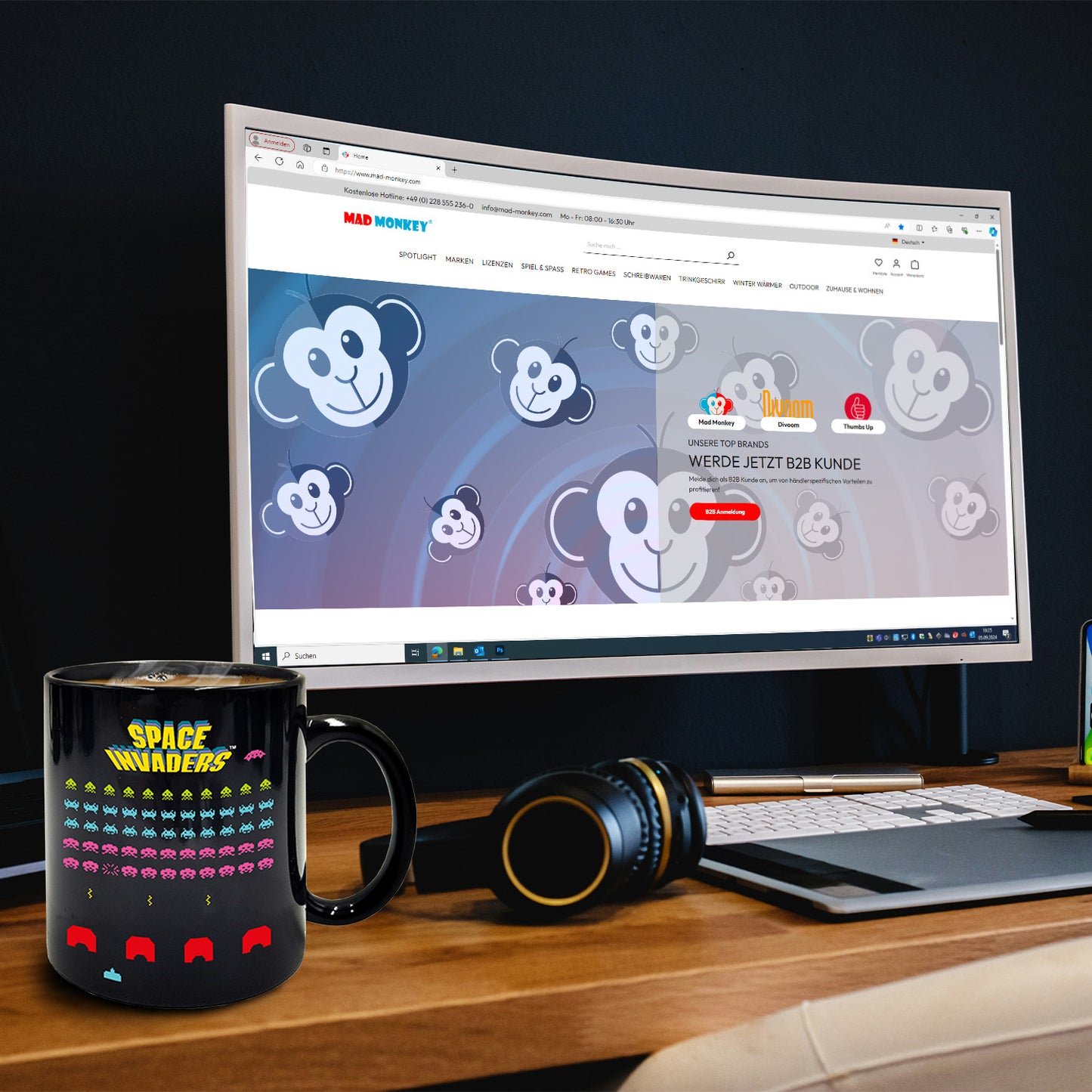 Space Invaders Heat Colour Change Mug - 350ml