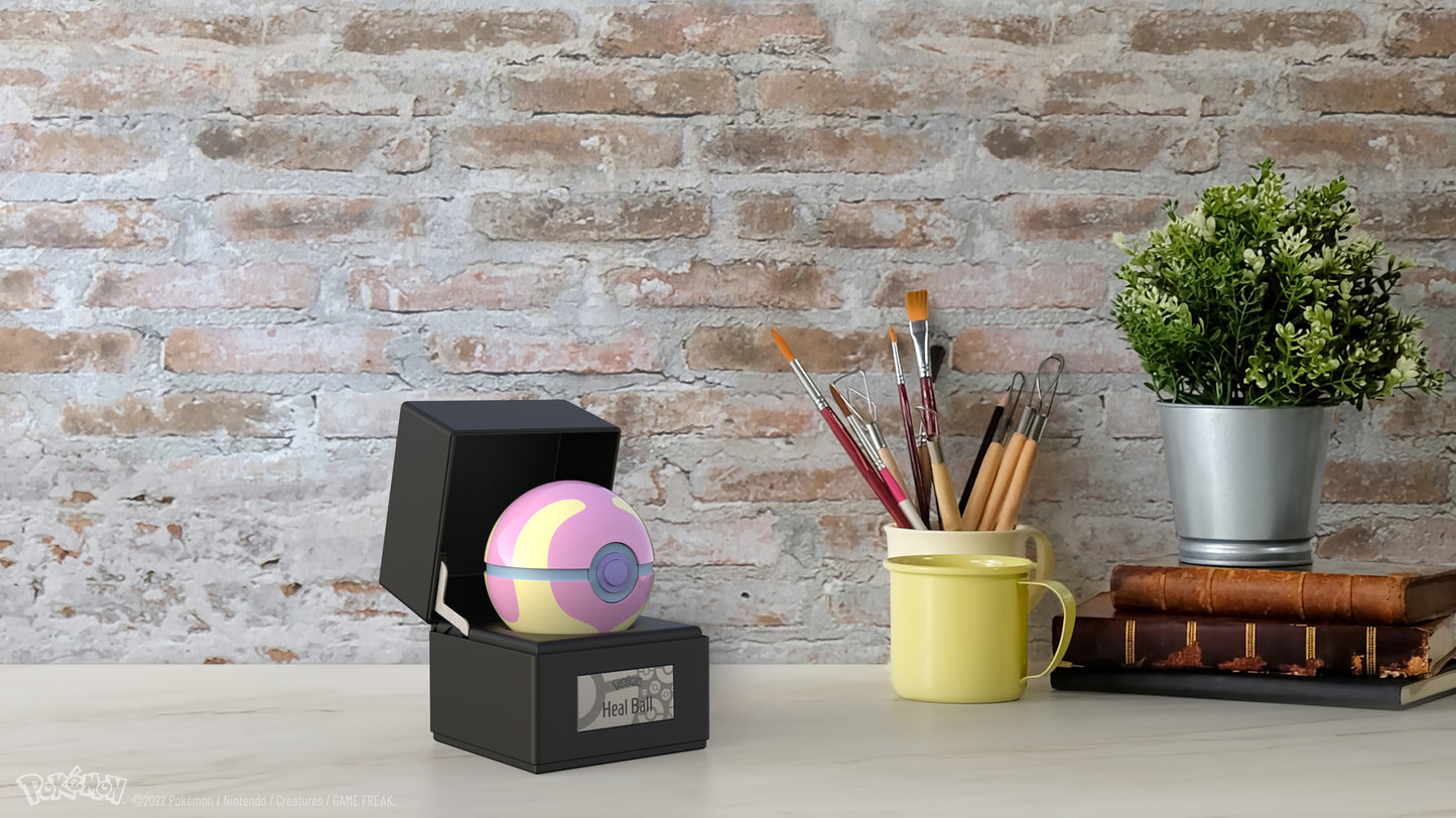 Pokémon Die-Cast Heal Ball Replica