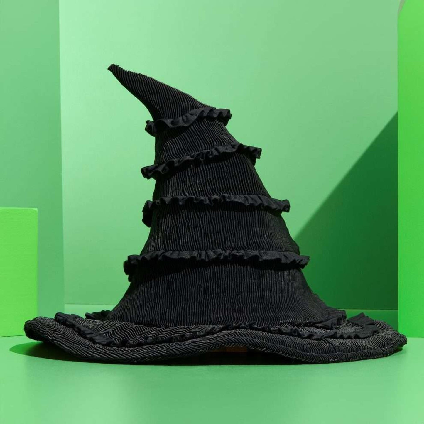 Elphaba’s Wicked Witch Hat – Youth Role Play Costume Edition