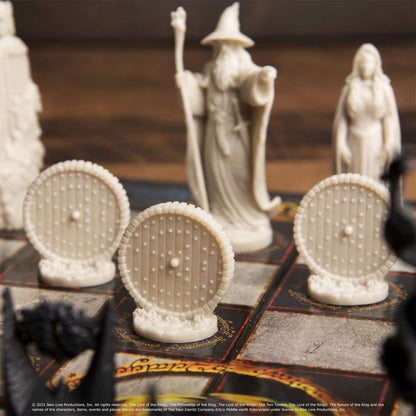 Lord of the Rings Battle for Middle-earth Chess Set