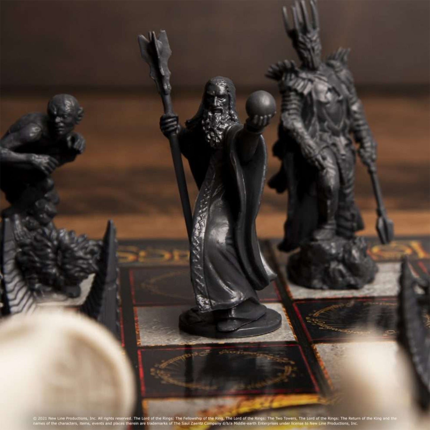 Lord of the Rings Battle for Middle-earth Chess Set