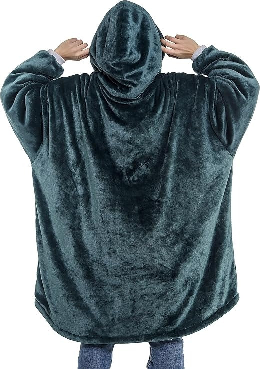 Harry Potter: Unisex Slytherin Oversized Blanket Hoodie - Comfortable Sherpa fleece lining and pockets