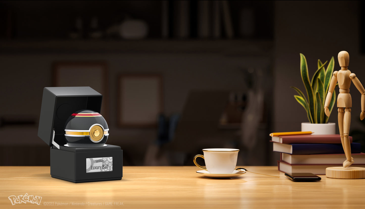 Pokémon Die-Cast Luxury Ball Replica